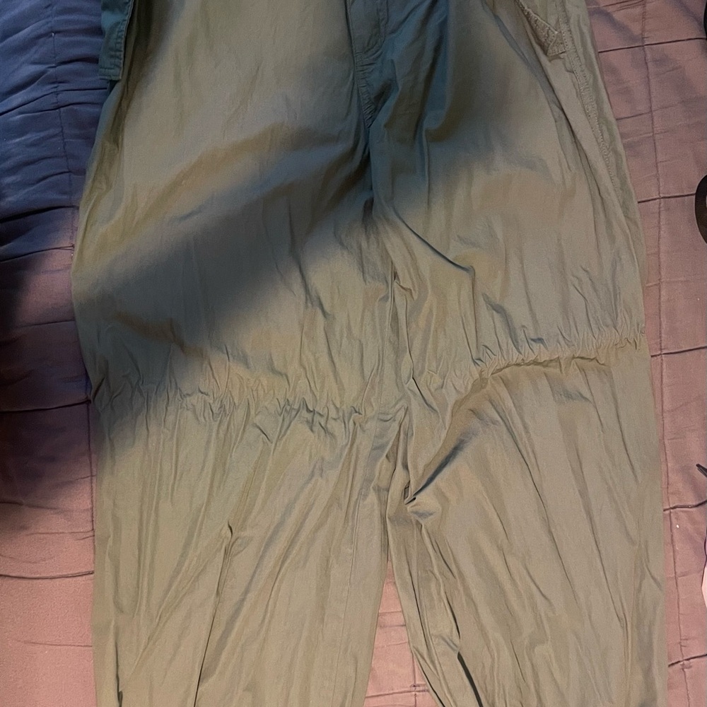 Forever 21 Men's Sage Cargo Pants